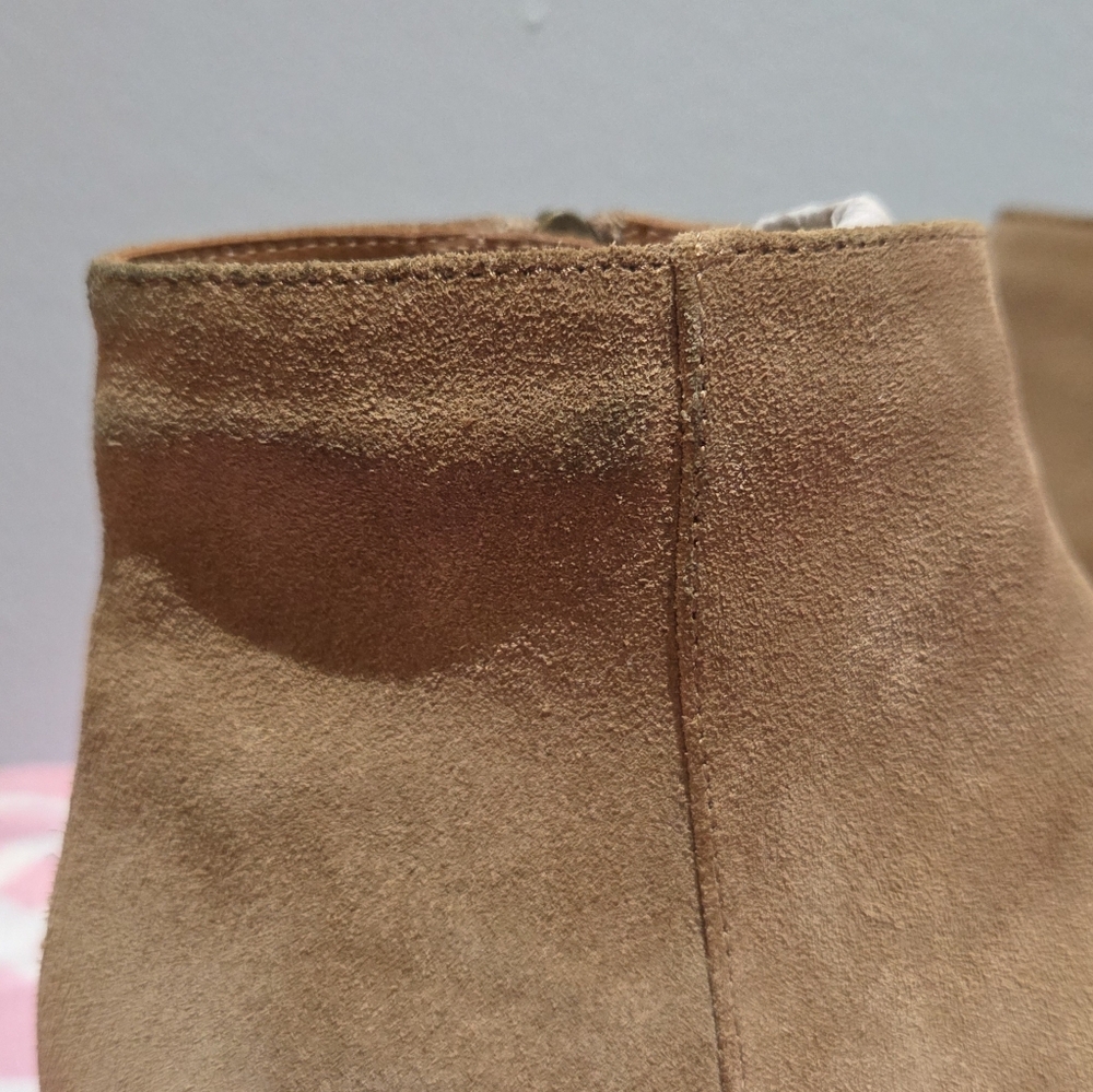 Women's Aquatalia Fuoco Suede Ankle Boots Champagne, Size 7.5M - Picture 6 of 16
